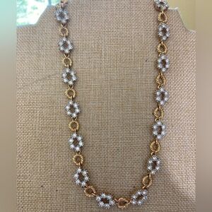 Vintage Snowflakes w/ Rhinestones Necklace‎